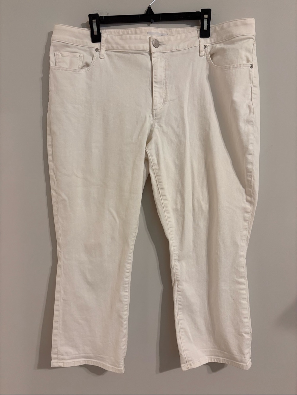 Loft White Curvy Kick Crop Jeans